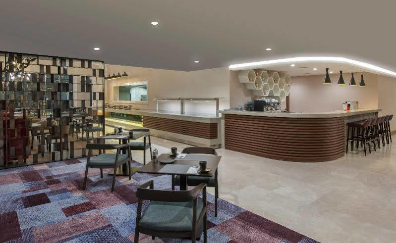 Radisson Blu Batisehir Otel